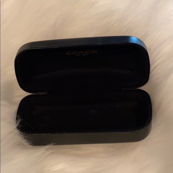 Sunglass case - Picture 2 of 4